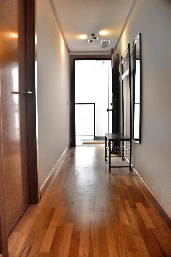 A Space That Feels Like Home With Private Parking Malaga Exterior photo